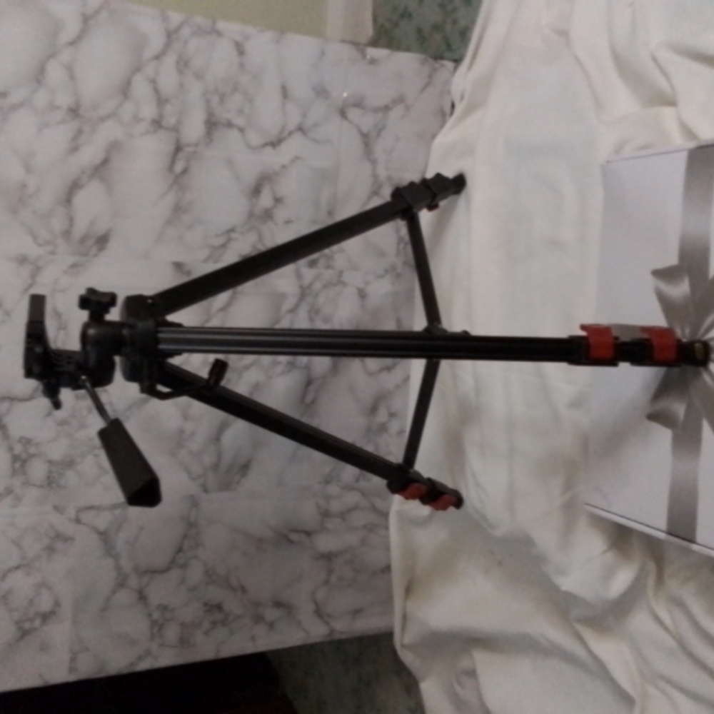 Nishika 3 section telescopic tripod